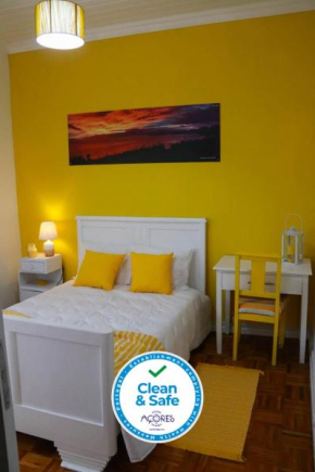 Hotels in Vila Marim